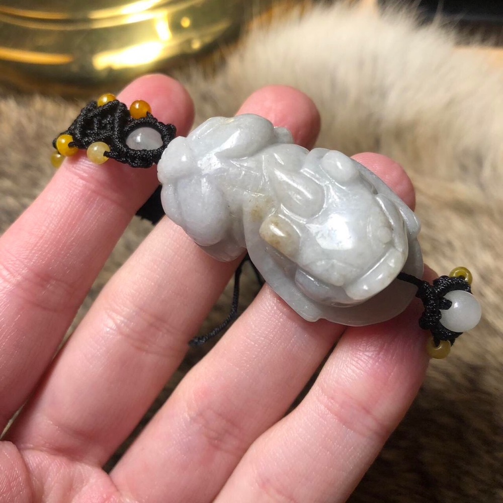 Vintage Chinese pale blue/gray jade tiger/lion bracelet